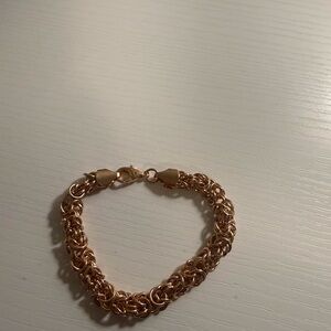 Urban Outfitters Elegant Rose Gold Chain Bracelet